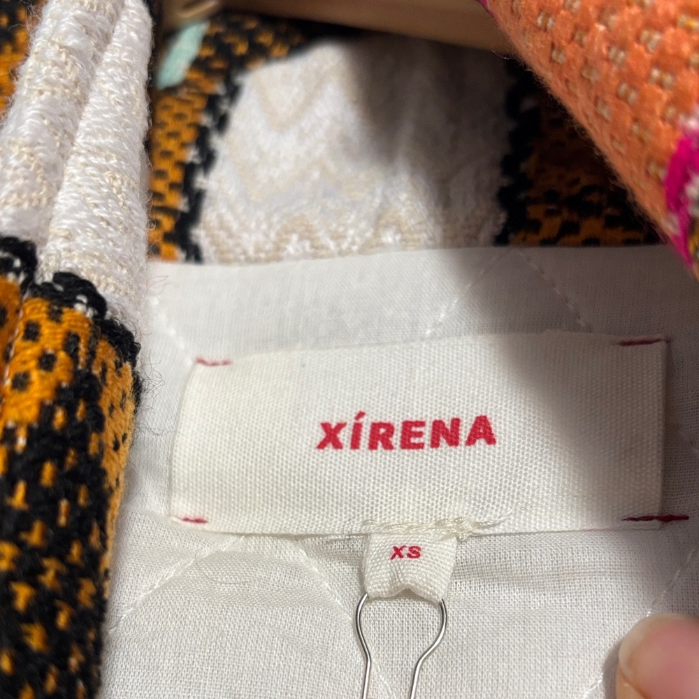 XiRENA Multicolor Patterned Garment - Picture 6 of 7